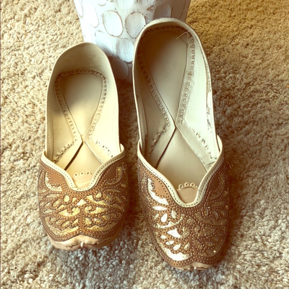 Ethnic flats
